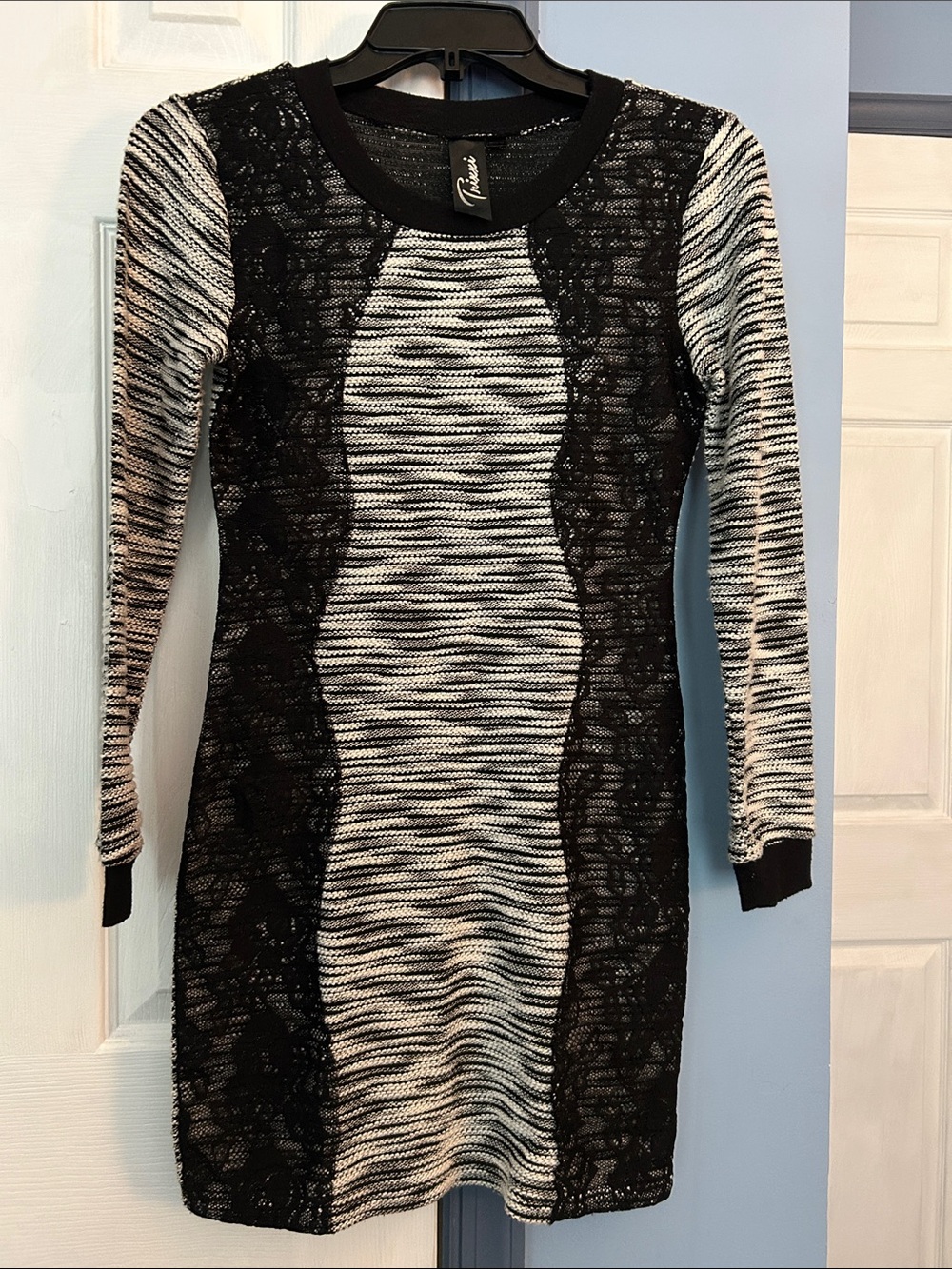 Trixxi Black & White Lace-Panel Long Sleeve Bodycon Dress